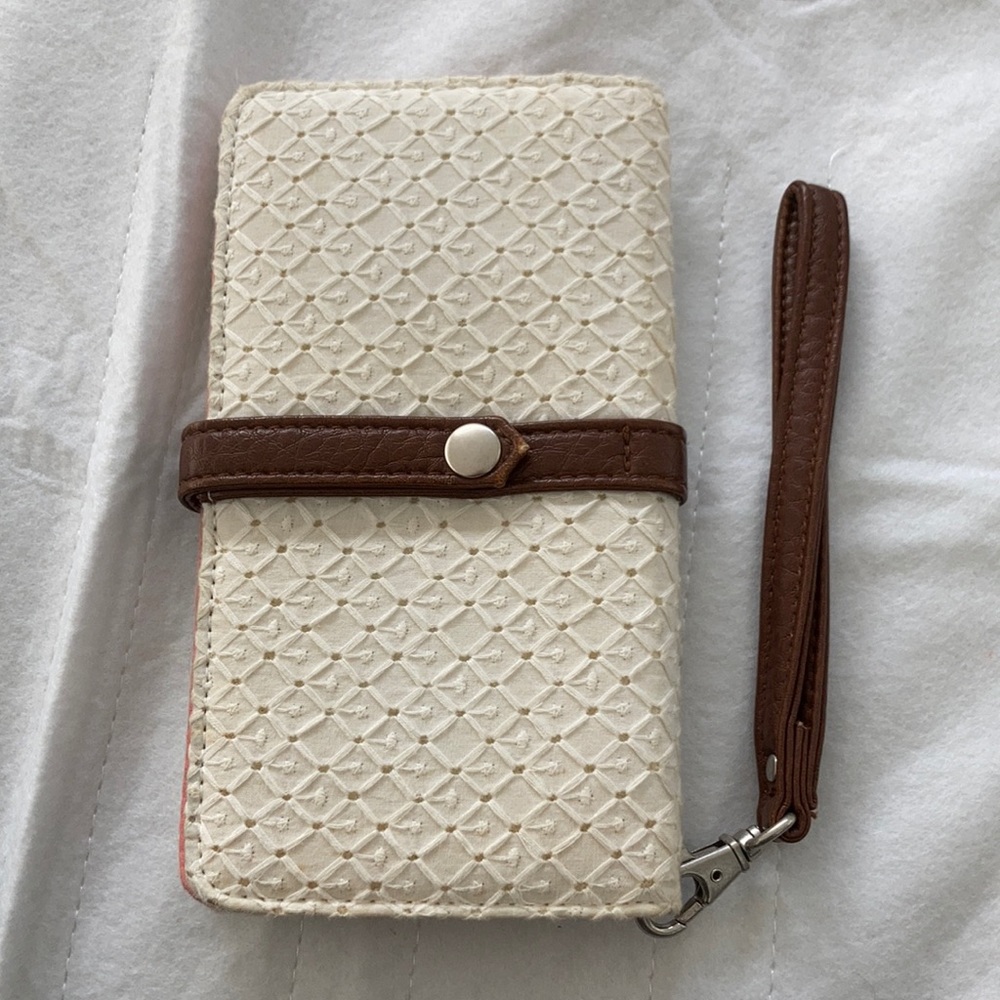 Wristlet